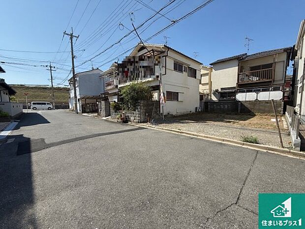 【外観】現在建築中！落ち着いた街並みで新生活を始めることが出来そう！周辺の物件も併せてご紹介させて頂きます！