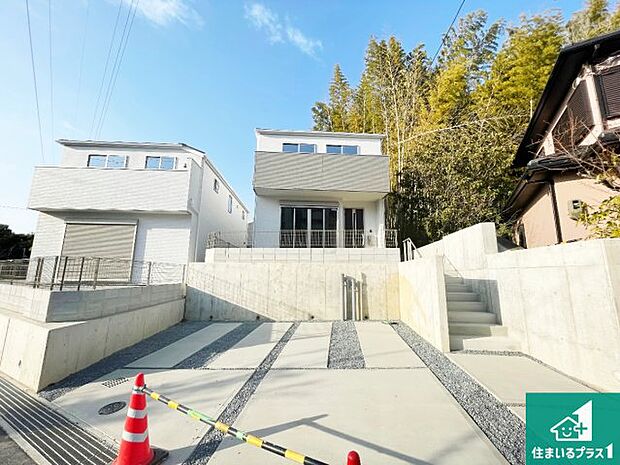 【外観】安心の10年保証！外観を美しく保ち、雨水で汚れを落とします！気になることがありましたら、お気軽にお問い合わせください！