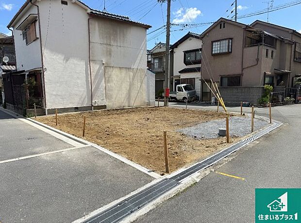 【外観】周辺は落ち着いた街並みの住宅地！子育てがしやすい住環境です！まだ未完成ですが、現地でしかわからない事もございます。是非一度ご覧ください。