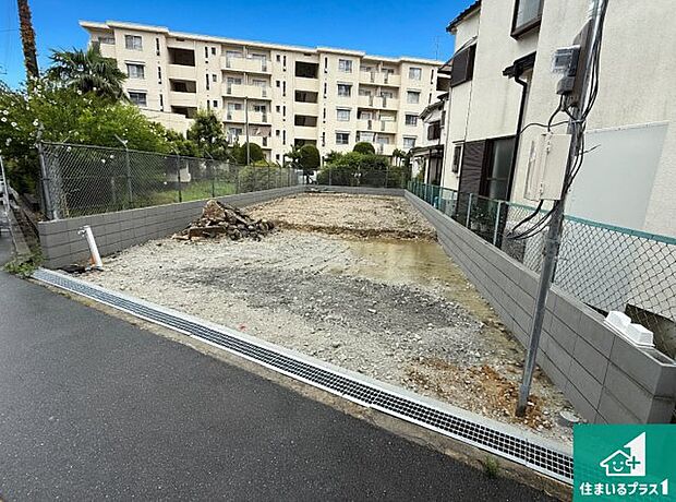 【外観】現在建築中！落ち着いた街並みで新生活を始めることが出来そう！周辺の物件も併せてご紹介させて頂きます！