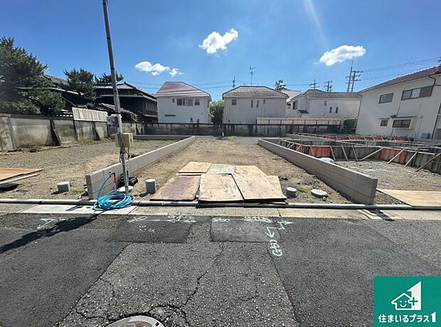 【外観】現在建築中！落ち着いた街並みで新生活を始めることが出来そう！周辺の物件も併せてご紹介させて頂きます！