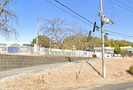 湖南市立下田こども園 徒歩1511m