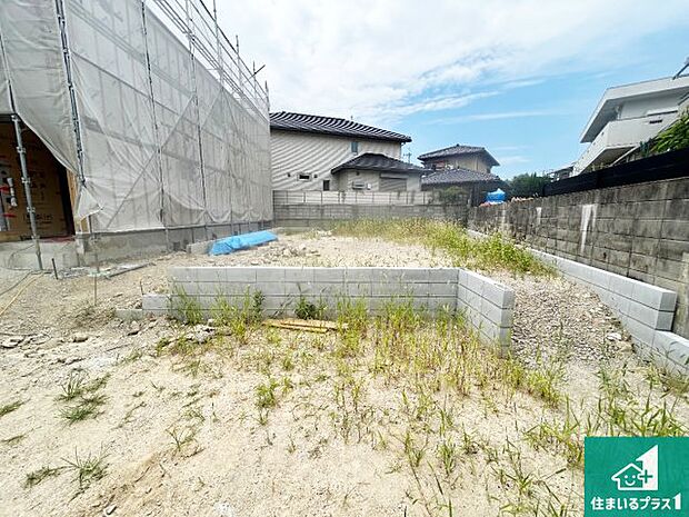 【外観】現在建築中!落ち着いた街並みで新生活を始めることが出来そう!周辺の物件も併せてご紹介させて頂きます!
