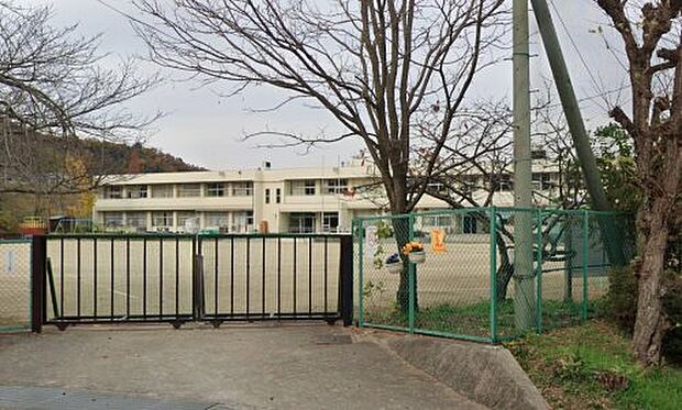 葛城市立當麻小学校