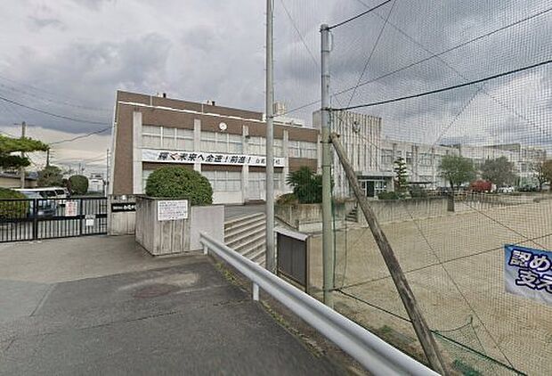 葛城市立白鳳中学校