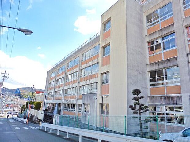 生駒市立生駒南中学校