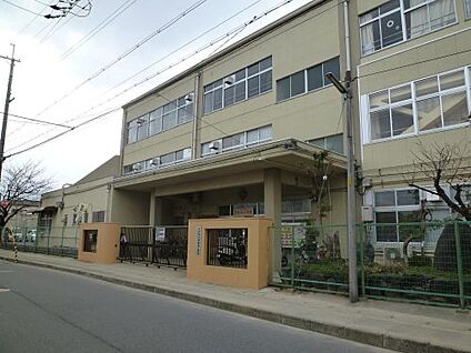 宇治市立伊勢田小学校 徒歩160m