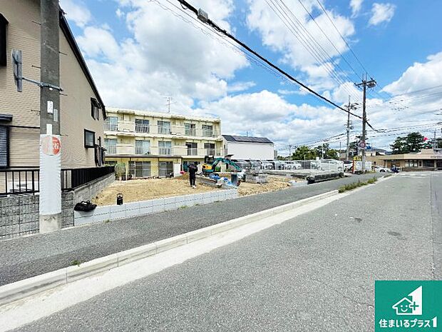 【外観】現在建築中!落ち着いた街並みで新生活を始めることが出来そう!周辺の物件も併せてご紹介させて頂きます!