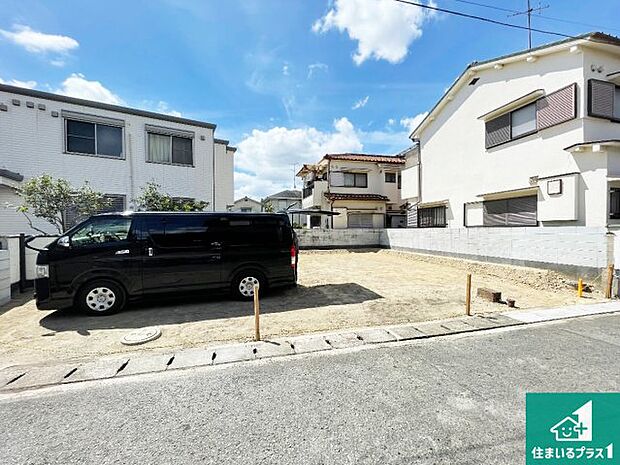 【外観】現在建築中!落ち着いた街並みで新生活を始めることが出来そう!周辺の物件も併せてご紹介させて頂きます!