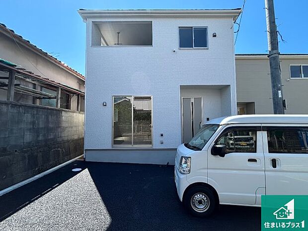 【外観】周辺は落ち着いた街並みの住宅地!子育てがしやすい住環境です!まだ未完成ですが、現地でしかわからない事もございます。是非一度ご覧ください。