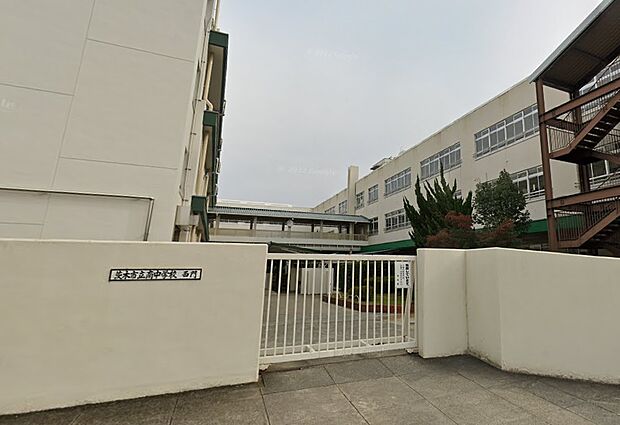 茨木市立南中学校