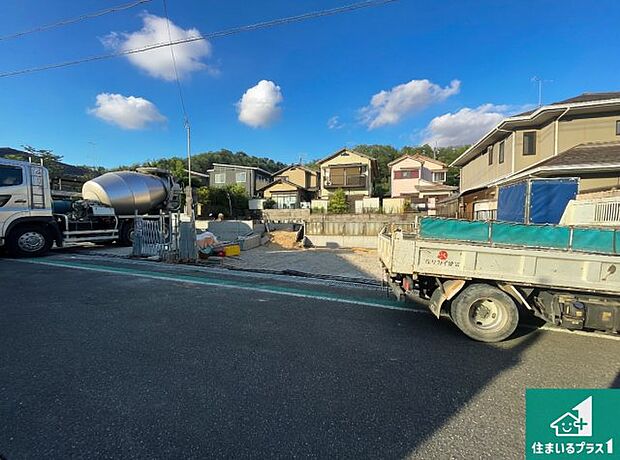 【外観】現在建築中!落ち着いた街並みで新生活を始めることが出来そう!周辺の物件も併せてご紹介させて頂きます!