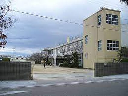 木津川市立相楽小学校 徒歩950m