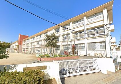 奈良市立伏見南小学校 徒歩1100m