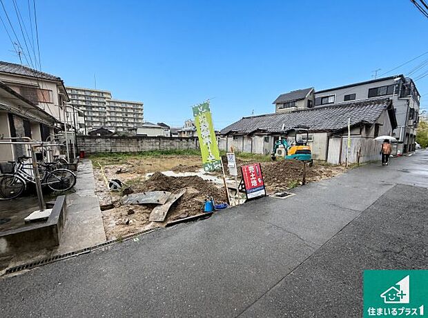 【外観】現在建築中!落ち着いた街並みで新生活を始めることが出来そう!周辺の物件も併せてご紹介させて頂きます!