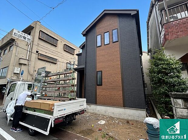 【外観】現在建築中!落ち着いた街並みで新生活を始めることが出来そう!周辺の物件も併せてご紹介させて頂きます!