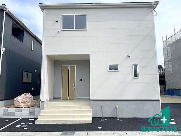 【外観】お客様に長く安心して住んでいだだける事にこだわった家づくり！住んでからのアフターサービスにもしっかりと取り組んでいます！