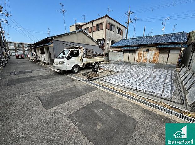 【外観】現在建築中!落ち着いた街並みで新生活を始めることが出来そう!周辺の物件も併せてご紹介させて頂きます!
