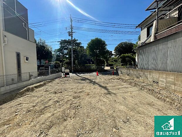 【外観】現在建築中!落ち着いた街並みで新生活を始めることが出来そう!周辺の物件も併せてご紹介させて頂きます!