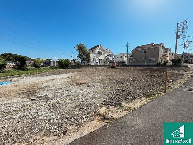 【外観】周辺は落ち着いた街並みの住宅地！子育てがしやすい住環境です！まだ未完成ですが、現地でしかわからない事もございます。是非一度ご覧ください。