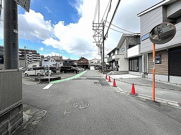 南道路で陽当たり良好！