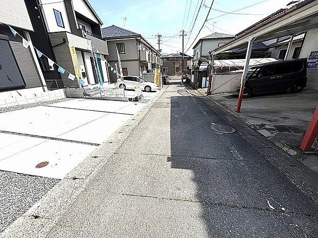 南面道路で陽当たり良好！