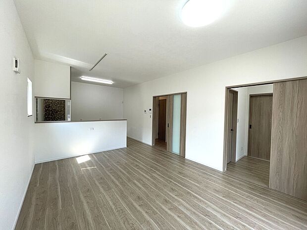 LDKと洋室をつなげて使える間取り！