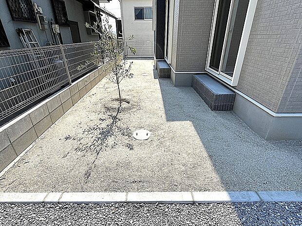 【2号地】南側にお庭有り！
