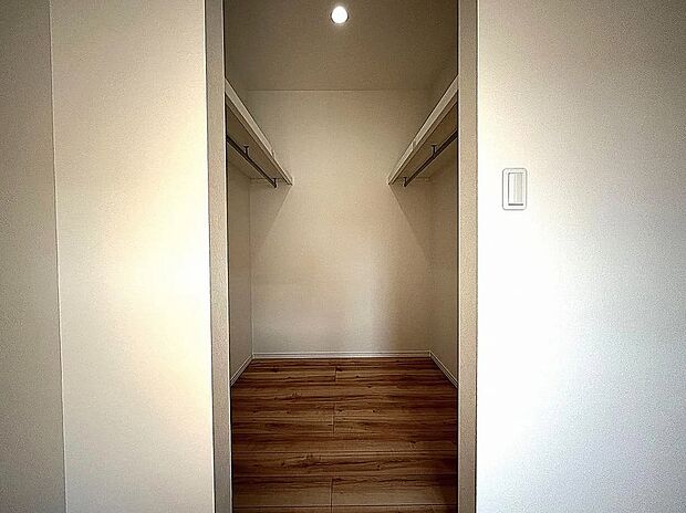 【-】2階全居室にウォークインクローゼット付き!