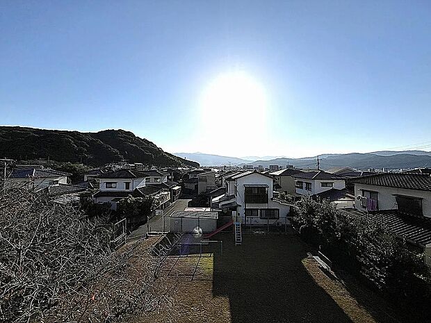 【【1号棟】眺望】家の裏の児童公園!