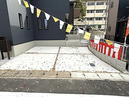 【28号地】駐車場