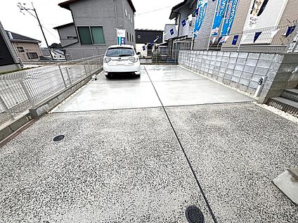 【1号棟】駐車場