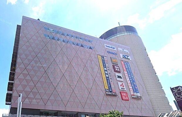 セントシティ（約720m）