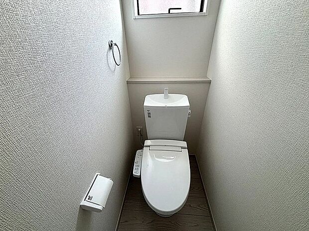 【【4号棟】トイレ】トイレは1階と2階にあります！