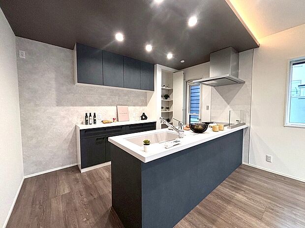 【【2号地】キッチン】キッチンお洒落な下がり天井を採用♪