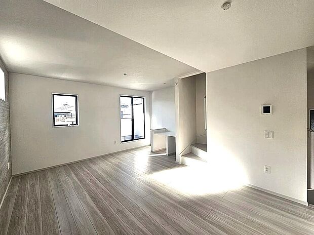 【【3号棟】リビング】リビングにスタディーカウンター付きで便利♪