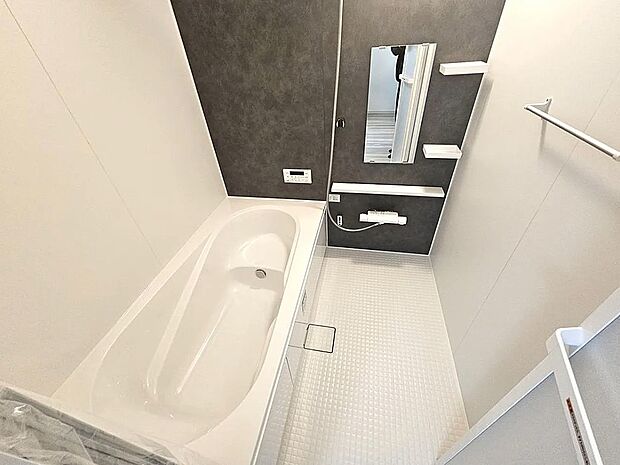 【【1号棟】浴室】落ち着いた雰囲気の浴室!浴室乾燥暖房付き♪