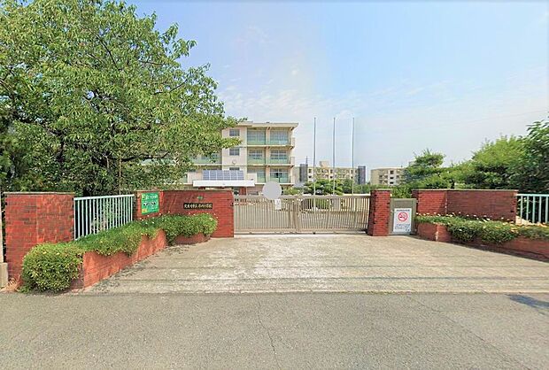 北九州市立赤崎小学校（約750m）