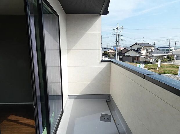 【バルコニー】バルコニー2つ有り!