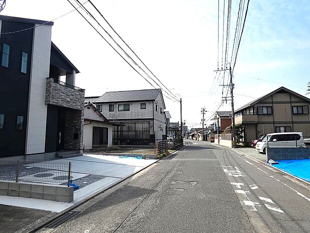 【前面道路】前面道路幅員6.5mでゆとりがあります!