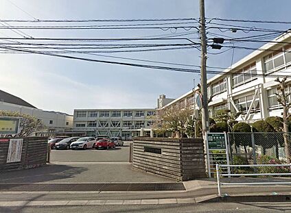 那珂川市立那珂川中学校 1600ｍ(徒歩20分)