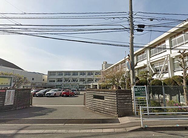 那珂川市立那珂川中学校（約1,600m）