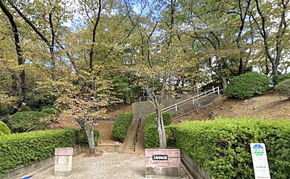 赤島町西公園 240ｍ(徒歩3分)