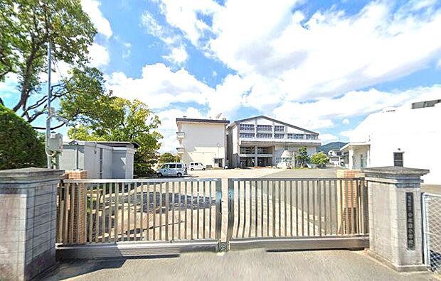 筑前町立中牟田小学校（約450m）