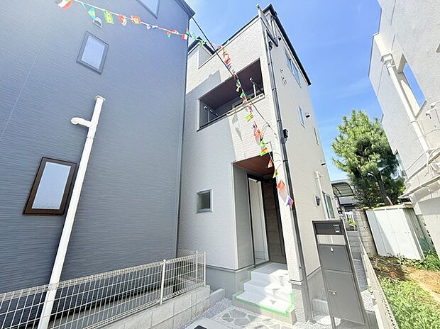 【外観】■外観、間取り、陽当たり、風通り、リビング、キッチン、駐車、スペース、眺望、街並み、周辺環境など、こちらの物件で毎日の暮らしに役立つポイント「知って納得」生活イメージを詳しく説明させて頂きます。