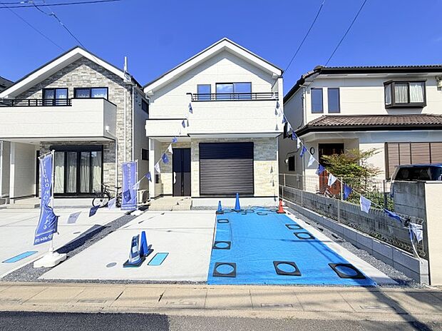 【現地外観】■外観、間取り、陽当たり、風通り、リビング、キッチン、駐車、スペース、眺望、街並み、周辺環境など、こちらの物件で毎日の暮らしに役立つポイント「知って納得」生活イメージを詳しく説明させて頂きます。