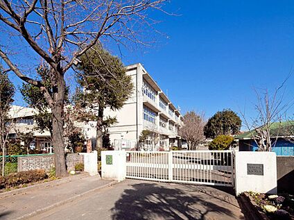 東村山市立大岱小学校 30ｍ(徒歩約1分)