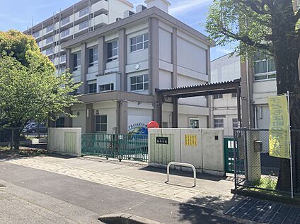 楠中学校 約920m(徒歩約12分)