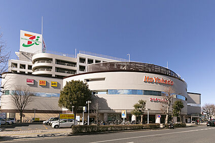イトーヨーカドー 東久留米店 現地から410m。(徒歩6分。)