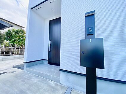 ダイヤル式メールボックス